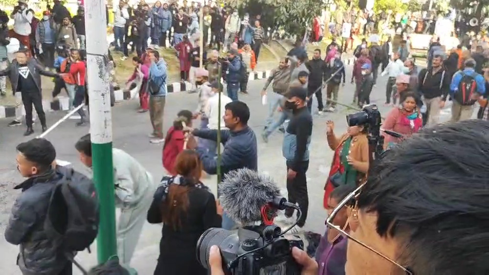 माइतिघरमा सहकारी पीडित र प्रहरीबीच झडप